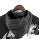 Corta Vento Nike SportWear - Preto